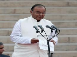 Economic Survey expects Indian GDP to grow as much as 8.5% in 2015-16
