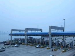 Toll management firm MEP Infrastructure's IPO scrapes through led by HNIs & QIBs