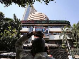 Outlook 2016: Five things to watch out for the economy