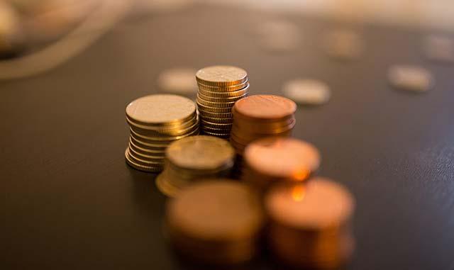 Carlyle raises over $3B for Warren Buffett-style long-term investments