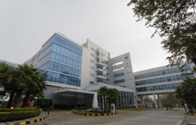 RMZ Corp to buy Essar’s Equinox Business Park for $353M