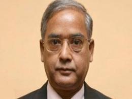 Govt starts looking for SEBI chief UK Sinha's successor