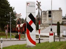 LafargeHolcim ups stake in ACC, Ambuja Cements for $320 mn