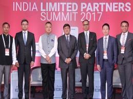 Do LPs prefer sector-agnostic or sector-focussed funds?