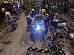 India's industrial output grows 4.4% in March, lowest in 5 months