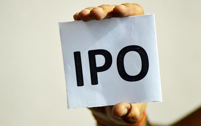 Reliance Capital’s mutual fund arm hires bankers for IPO