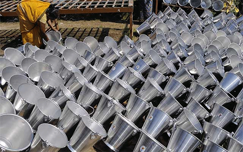 India manufacturing activity expands at steady pace in September