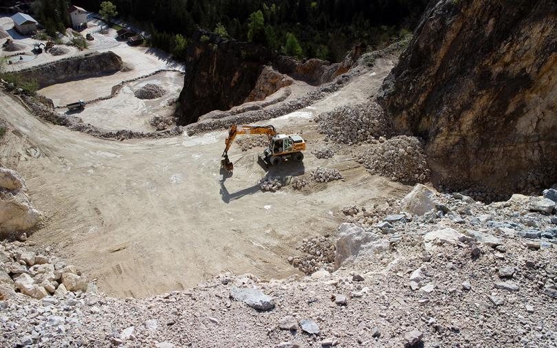 NMDC to compete against Adani, Vedanta for $9 bn diamond mine