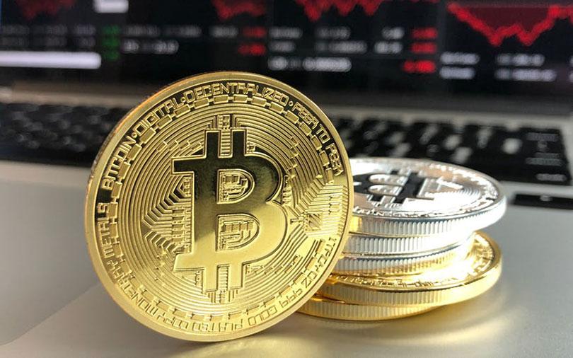 Bitcoin slumps nearly 20% to one-week low