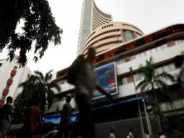 Sensex's losing streak ends; SBI gains despite steep quarterly loss