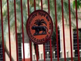 RBI agrees to ease liquidity for financial sector, increase credit for SMEs