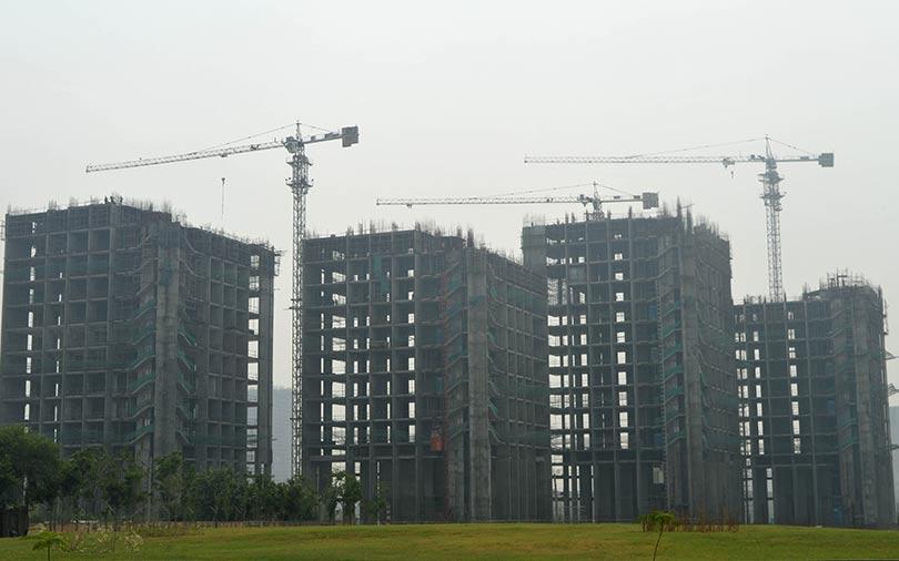 Warburg plans $1 bn realty platform; Blackstone eyes Mumbai office asset