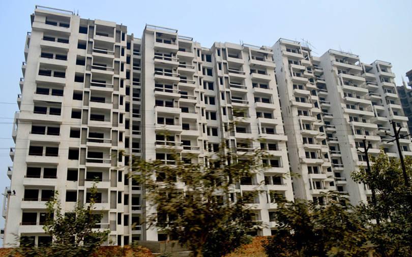 Why rate cuts are not enough to fire up damp India housing market