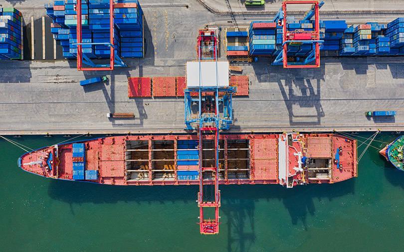 Global economic outlook turns sour as US-China trade war drags on