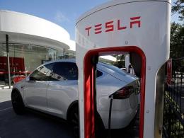 Maharashtra invites Tesla after Musk hints entry into India