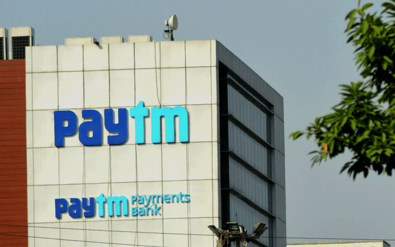 Paytm slumps another 20% after RBI clampdown on payments bank