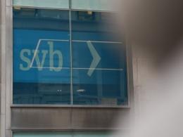 Global hedge funds move stakes out of American lenders after SVB fall