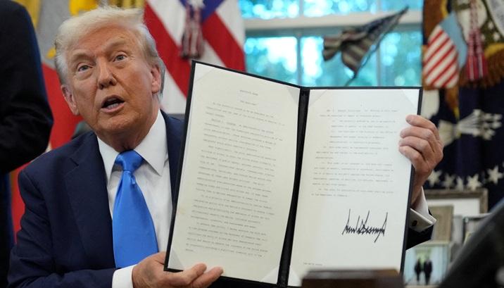 Trump's H-1B visa crackdown upends Indian IT industry's playbook