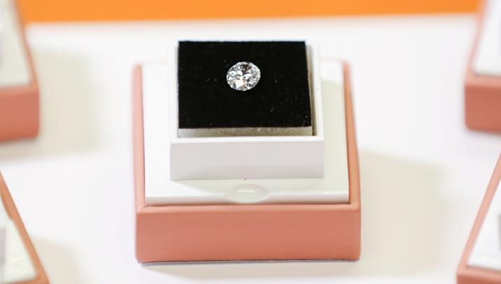 Lab-grown diamonds losing sparkle as output rises in India, China