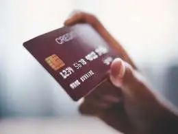 How to Strategically Use Multiple Credit Cards to Optimise Your Financial Portfolio