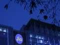Reliance Jio in talks with investors to sell 8% of individual stakes in IPO