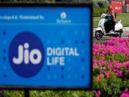 Reliance Jio hires banks for IPO, will raise no new funds