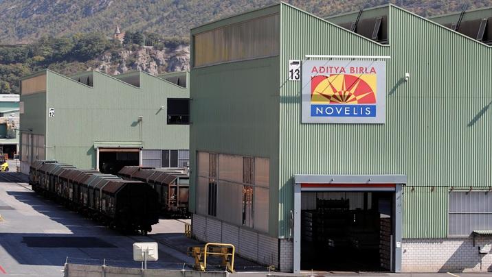 Aditya Birla unit seeks $1.5 bn in rupee loans to buy Shell arm Solenergi