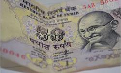 Indian diaspora seen demanding big risk premium to support rupee