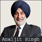 Analjit Singh giving up executive role at Max