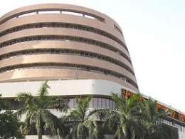 Sensex ends above 25K for the first time, Nifty at new high