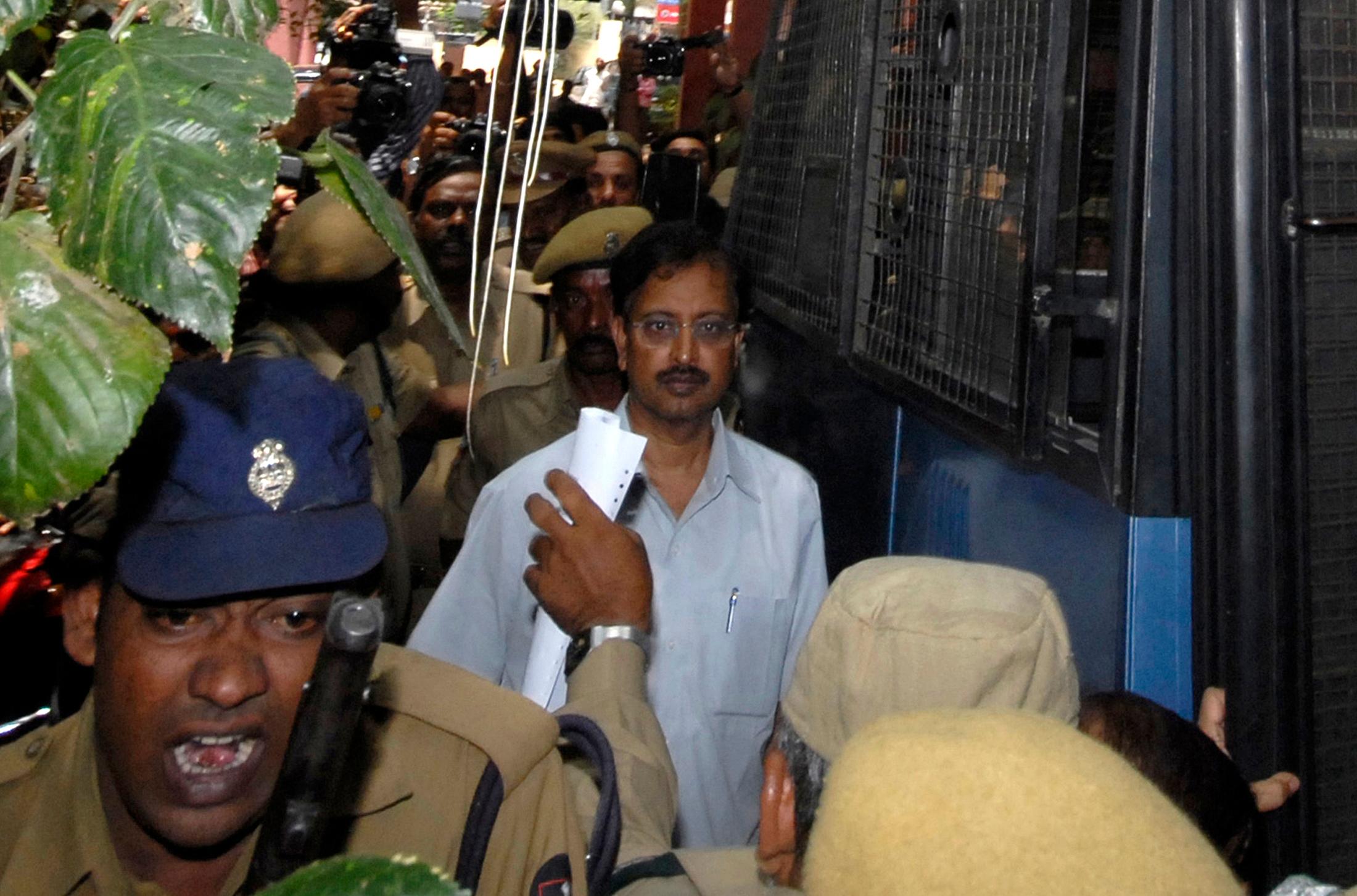 Satyam founder Raju gets seven years imprisonment