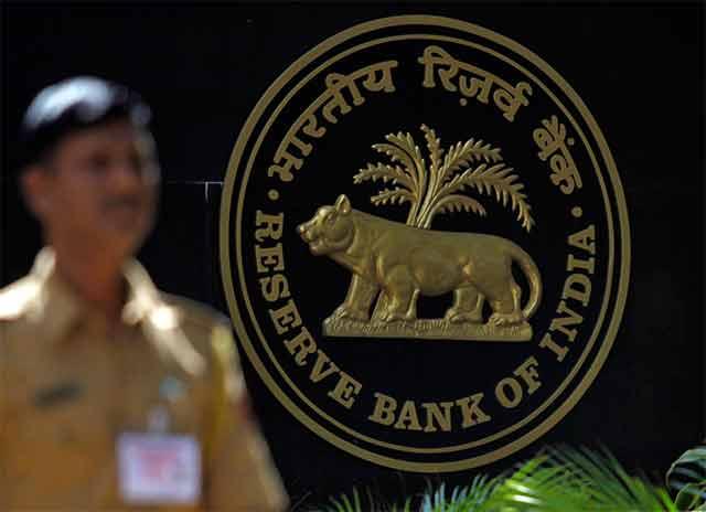 RBI holds rates as inflation inches higher