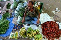 Retail inflation climbs above 6%; factory output picks up pace