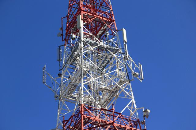 Govt manages just under $10 bn from telecom spectrum sale