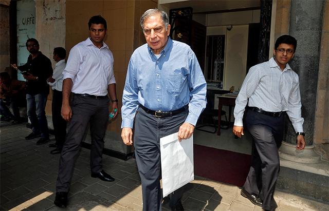 Ratan Tata meets finance minister Jaitley as boardroom war with Cyrus Mistry rages on