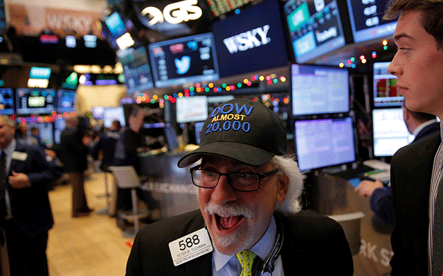Wall Street holiday parties are back...but don’t tell anyone