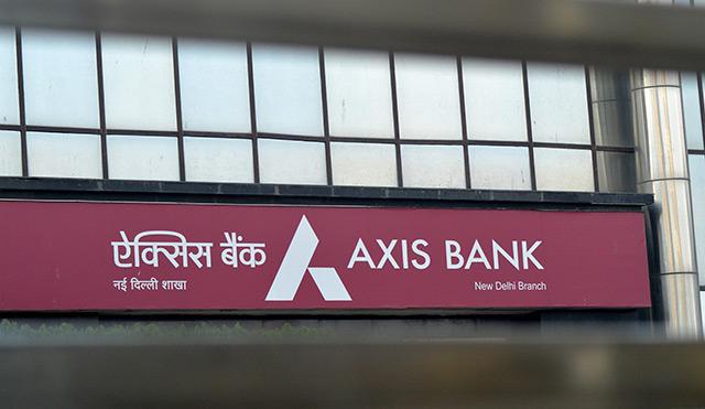 Bain Capital looks to invest in Axis Bank