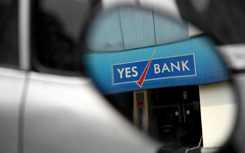 Yes Bank seeks to raise up to $750 mn via share sale