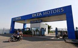 Tata Motors, Mahindra plan production cuts as auto industry crisis deepens
