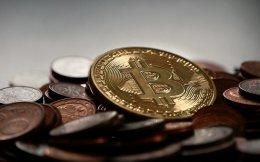 Finance ministry likens cryptocurrencies to Ponzi scheme, warns investors