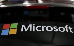 Microsoft lures enterprises with offer to buy out existing cloud storage contracts