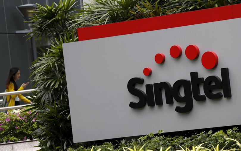 Singtel to lift stake in Bharti Airtel’s holding firm for $413 mn