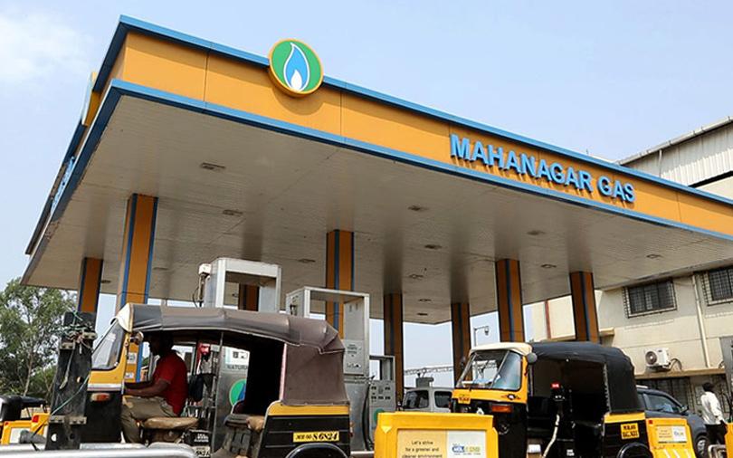 Shell offloads $152-mn stake in Mahanagar Gas