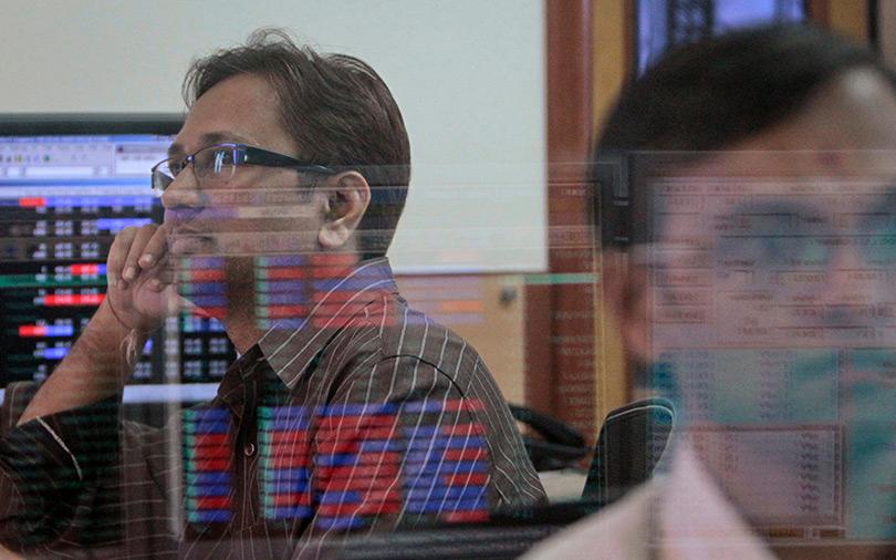Sensex closes in the red for third straight session