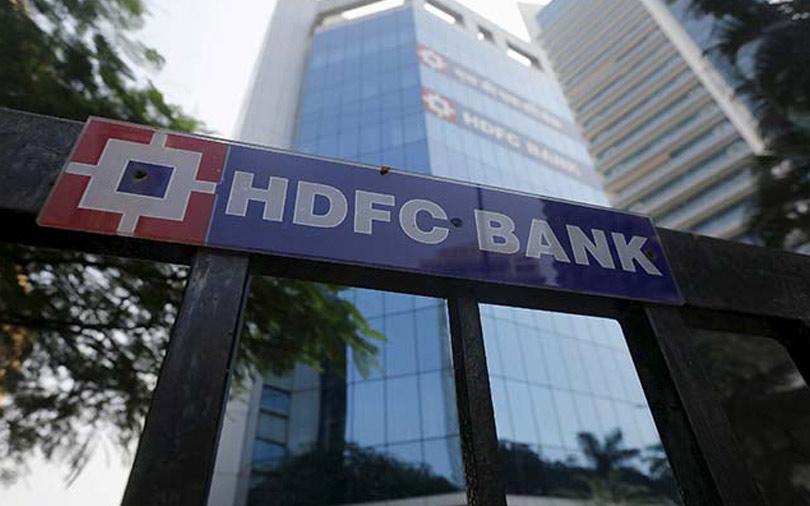 RBI puts curbs on HDFC Bank's digital, credit card operations