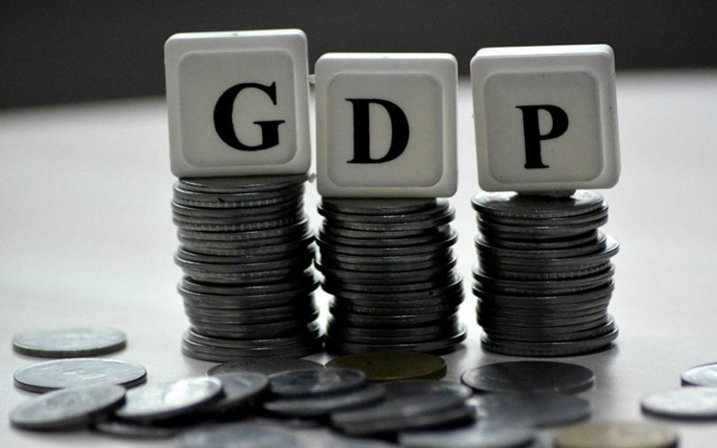 India records slowest GDP growth in five quarters