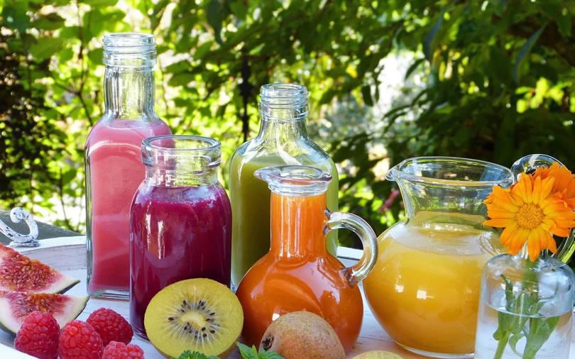 RAW Pressery knocks at FMCG giant, mid-market PE fund for survival capital