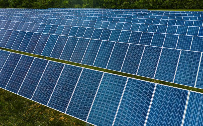 Indian billionaires face off in race to solar domination