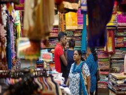 Hiring, expansion: Indian businesses gear up for festive sales free of COVID curbs