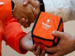 Swiggy, HPCL to pilot on-demand cooking gas cylinder delivery via Instamart